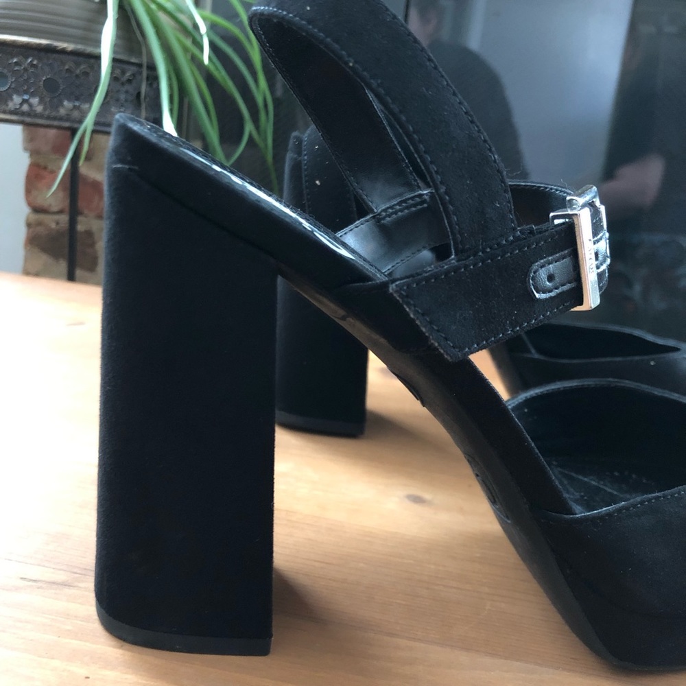 Black  chunky heels